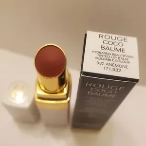 CHANEL | Makeup | Chanel Rouge Coco Baume Hydrating Tinted